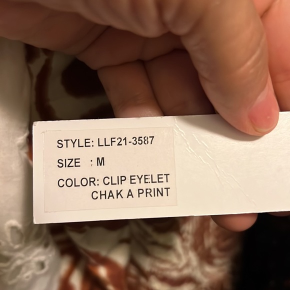 Anthropologie NWT Love the Label Chaka print blouse - Picture 8 of 9